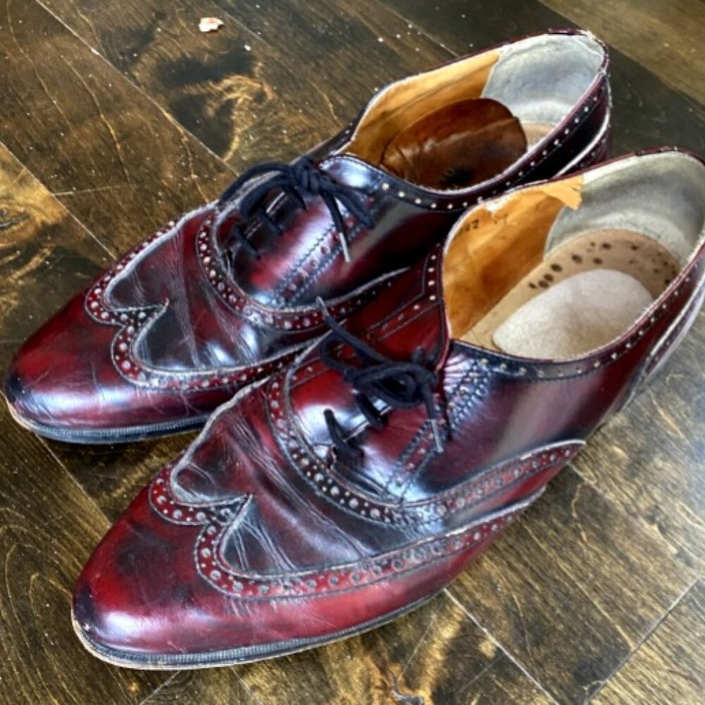Maroon Oxford - Brogued Leather